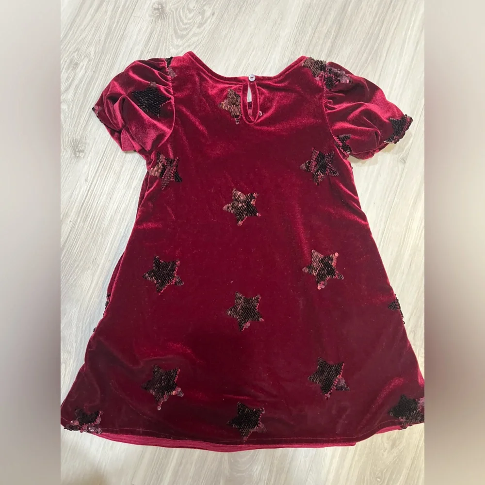 NWOT‎ Cat & Jack Burgundy Velvet Dress very beautiful